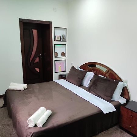 Al Mirjon Hotel Buchara Buitenkant foto