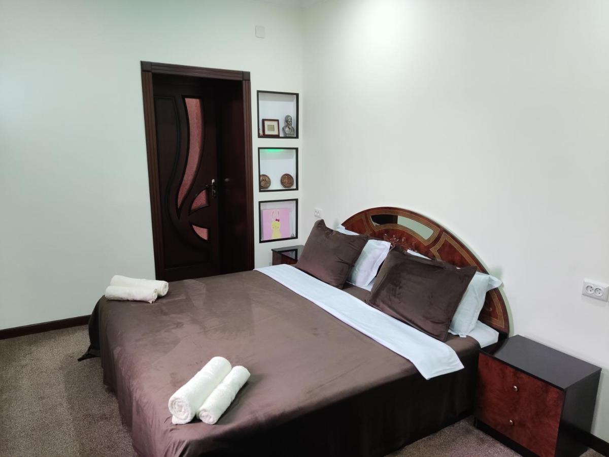 Al Mirjon Hotel Buchara Buitenkant foto