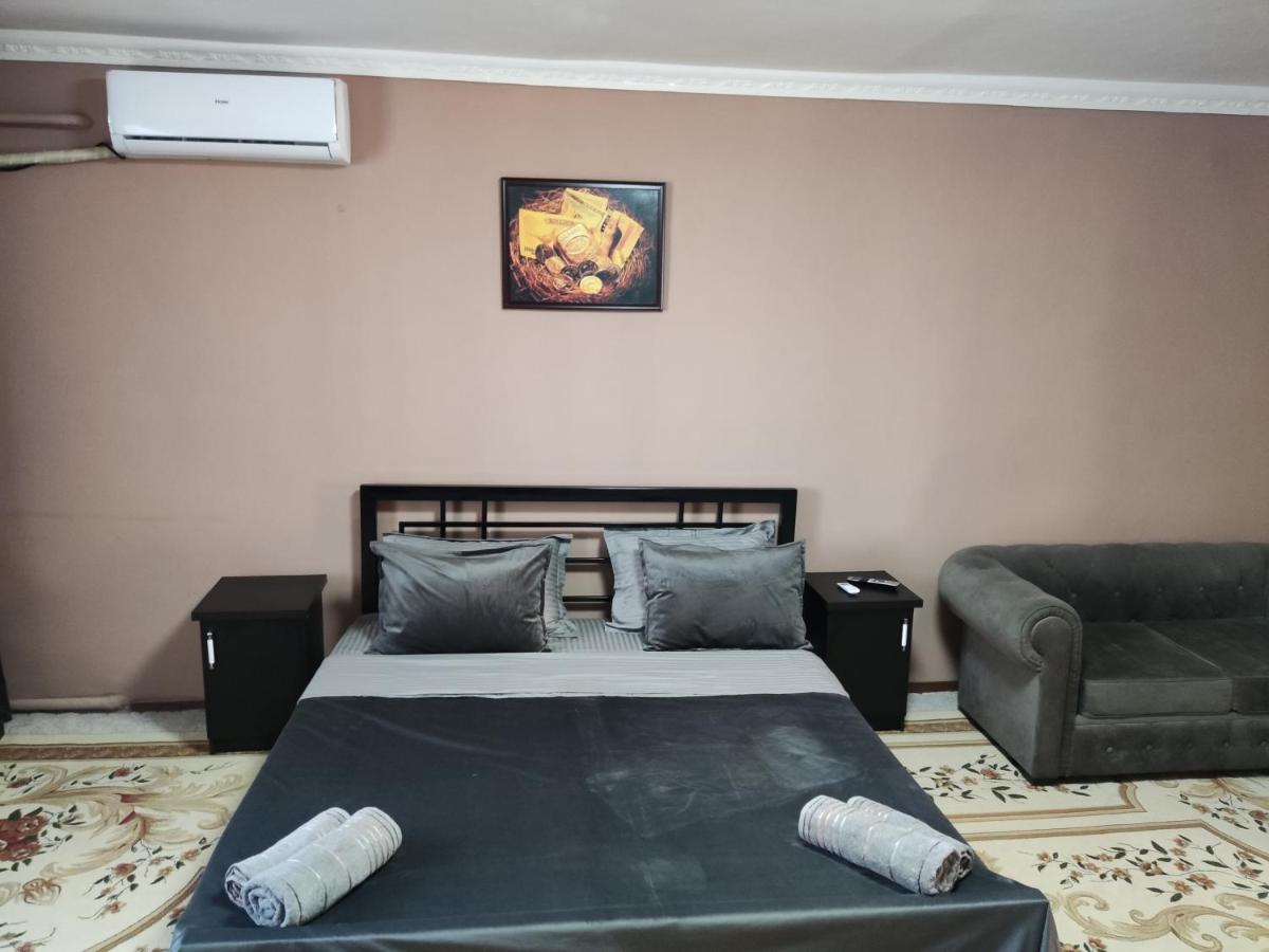 Al Mirjon Hotel Buchara Buitenkant foto