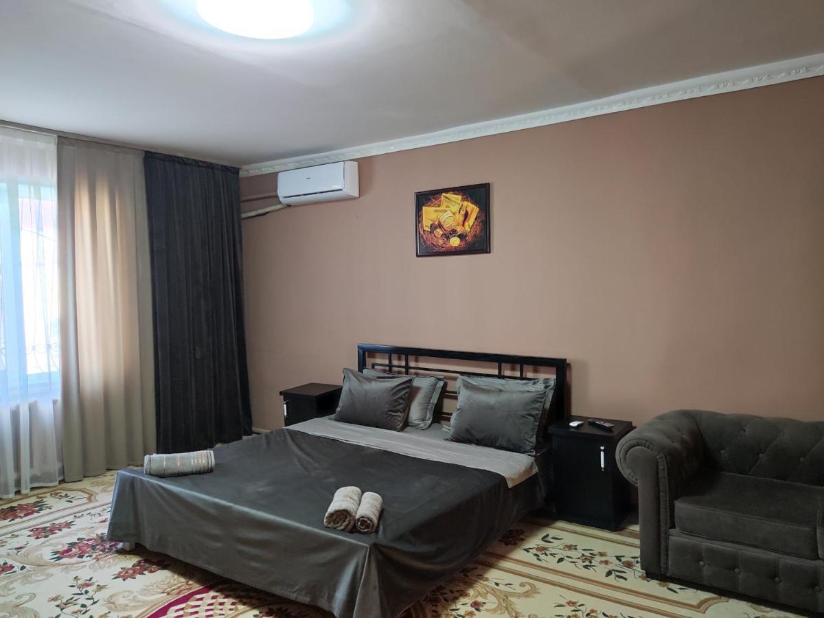 Al Mirjon Hotel Buchara Buitenkant foto